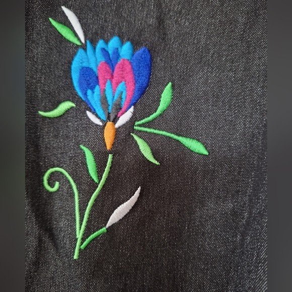 Vintage Allison Daley Black Floral Embroidered Button Down Shirt Women's Size M - Picture 3 of 8